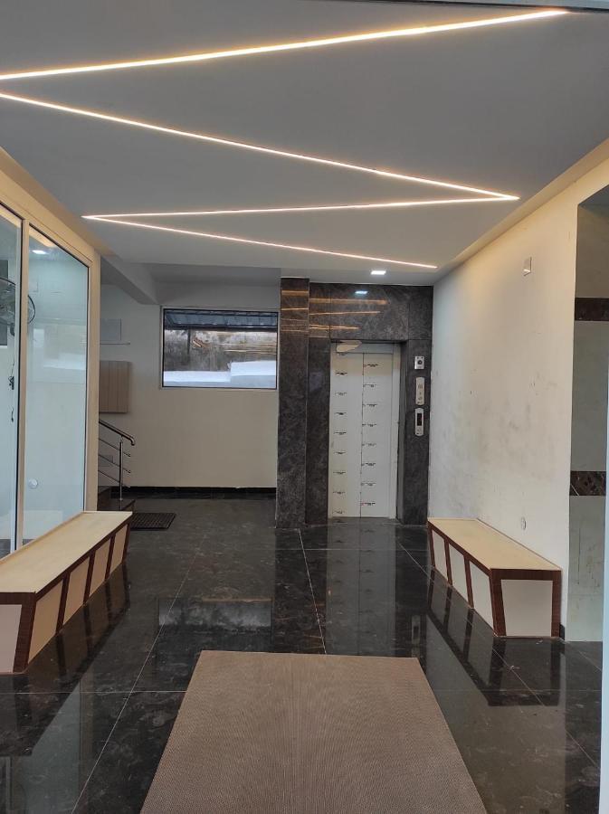 Hôtel Sabari Residency à Vālpārai Extérieur photo